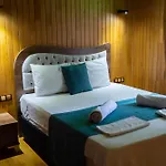 Leontopolis 3*