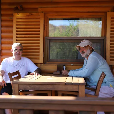 Apartahotel Leontopolis 3*